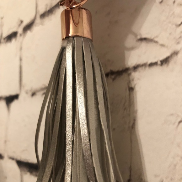 1PC Tassel Key Chains NWT - Picture 6 of 7